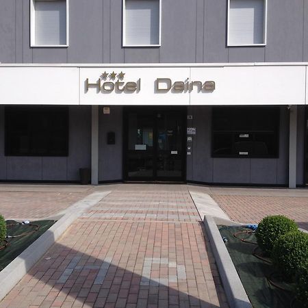 Hotel Daina Дальмине Экстерьер фото
